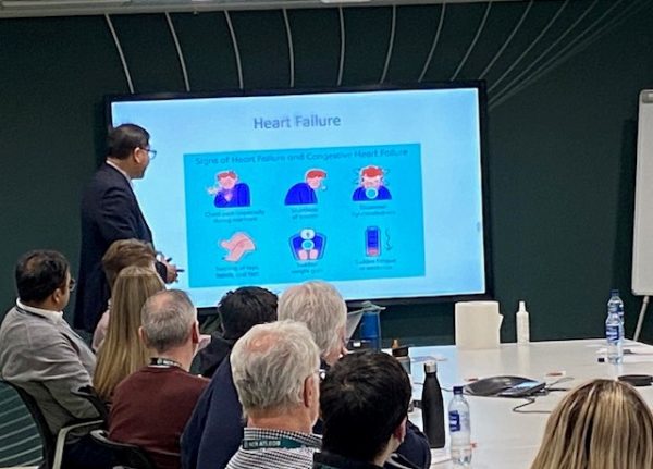 Professor Chim Lang explaining signs of Heart Failure
